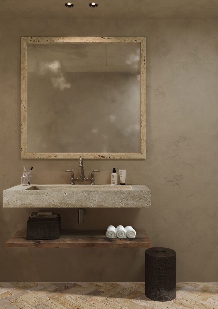 Une salle de bain modélisé en 3D, dans un esprit chaleureux avec du travertin et des murs enduit à la chaux